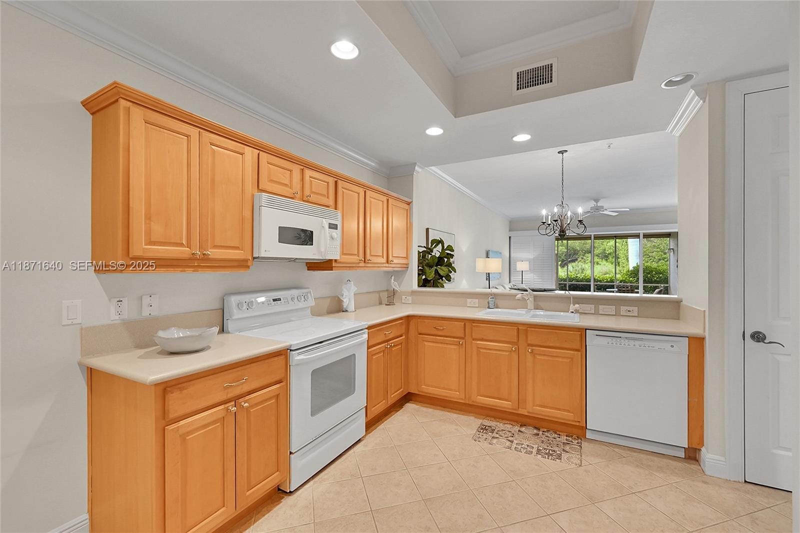 4700 Yacht Harbor Drive 612 — photo 6
