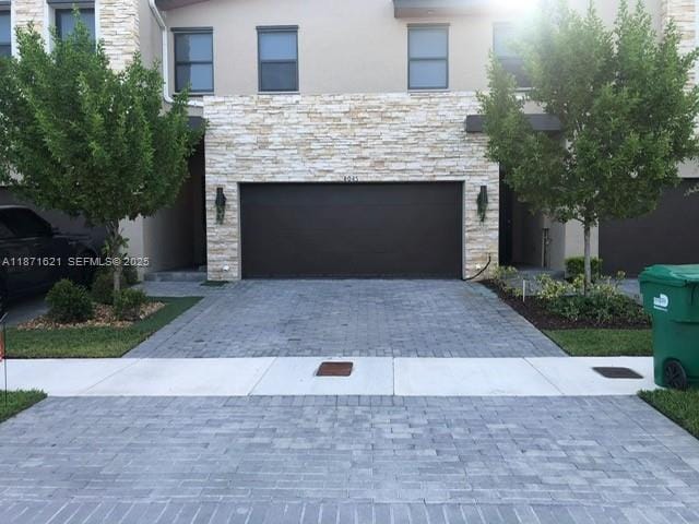 8045 NW 105th Court, Doral, FL 33178