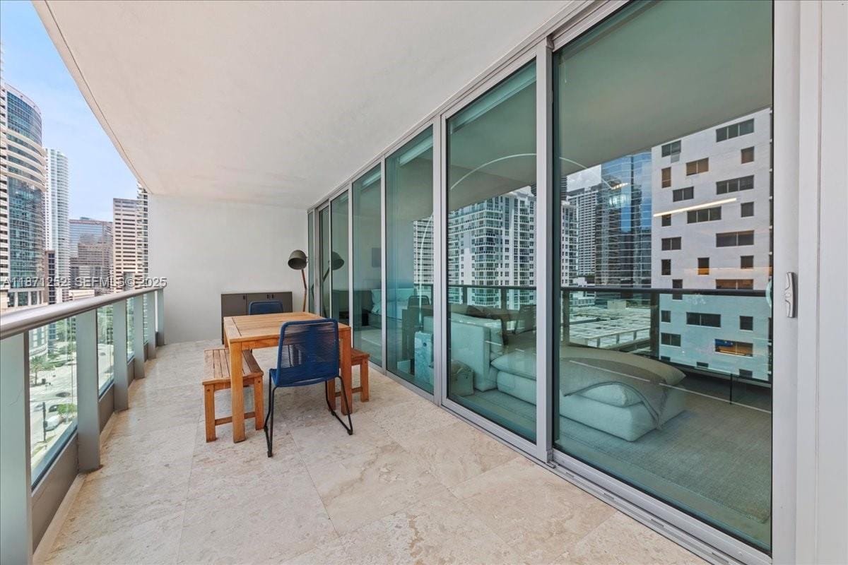 1331 Brickell Bay Drive 1406, Miami, FL 33131 photo 18
