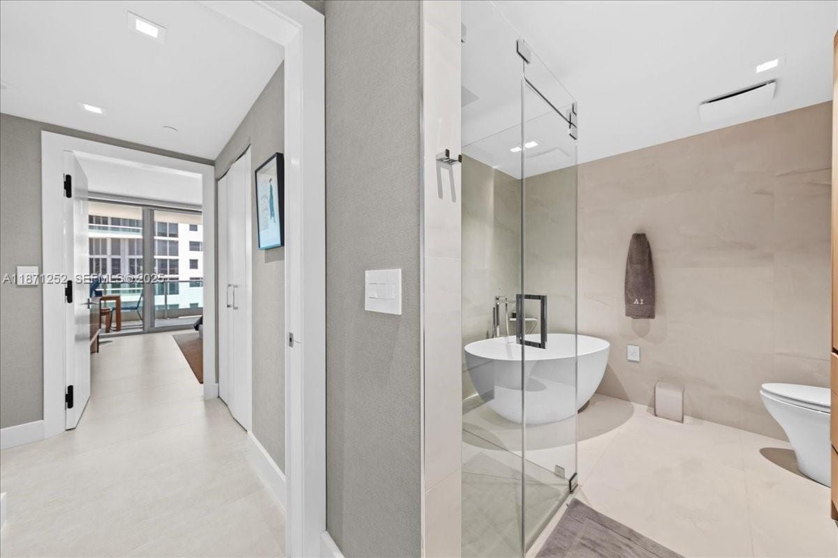 1331 Brickell Bay Drive 1406, Miami, FL 33131 photo 27