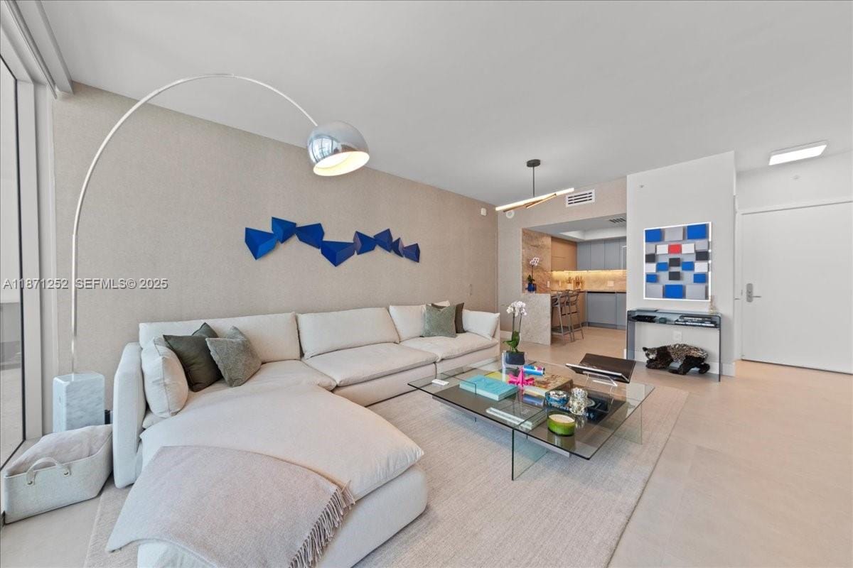 1331 Brickell Bay Drive 1406, Miami, FL 33131 photo 4