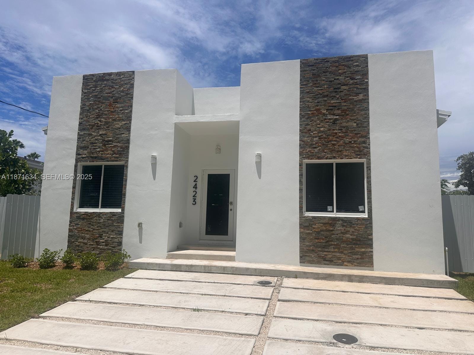 2423 NW 23rd Lane, Fort Lauderdale, FL 33311