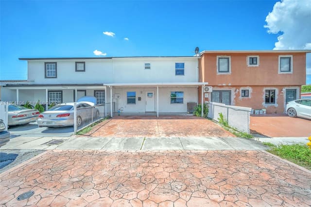19328 NW 46th Avenue, sold in Kings Gardens Sec One, Miami Gardens, FL