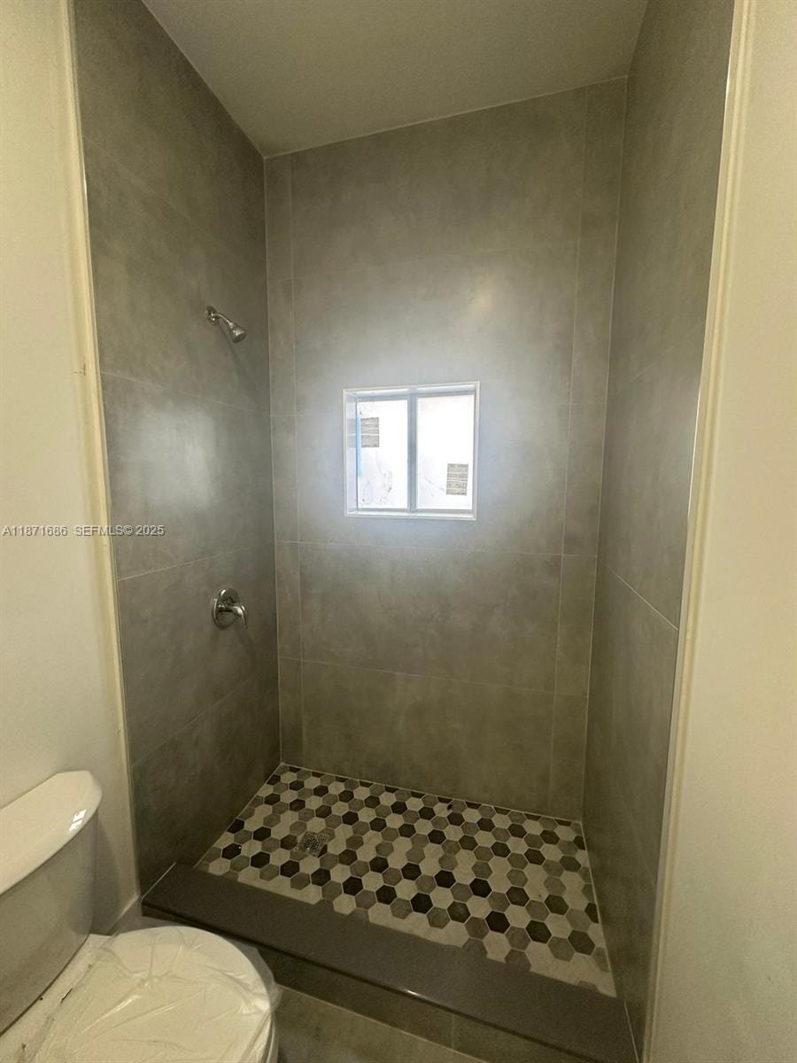 2421 NW 23rd Lane — photo 6