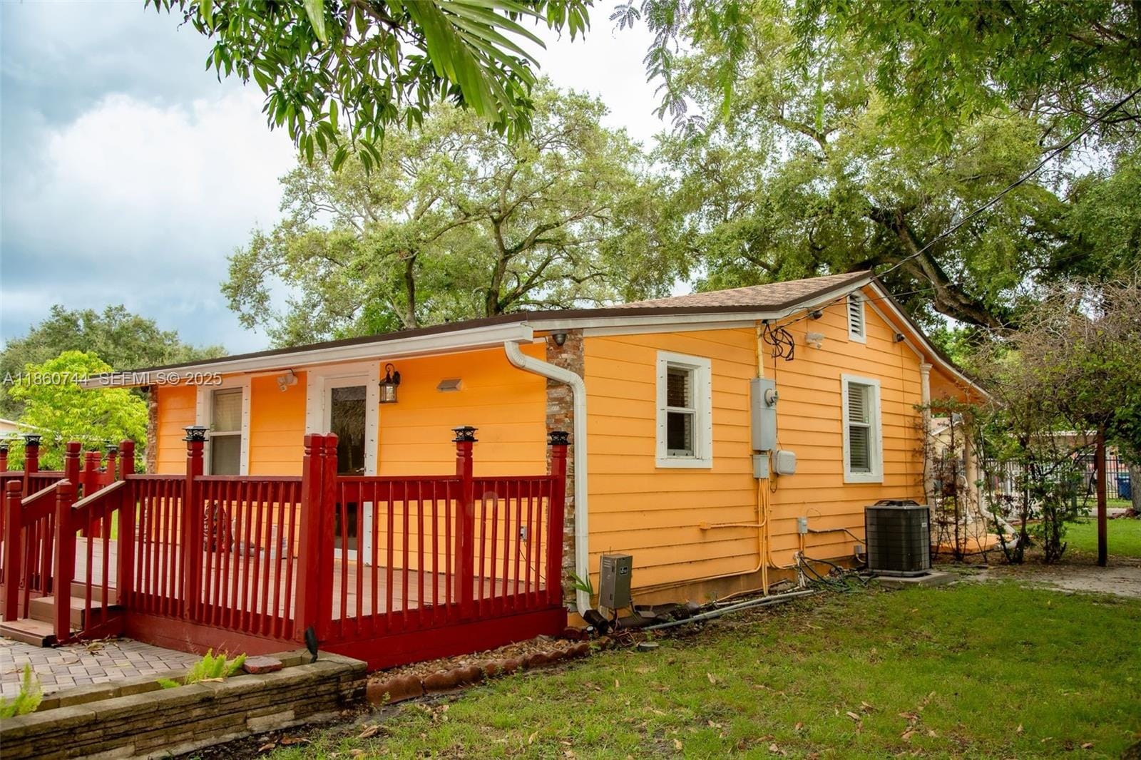 2081 NW 104th Street, Miami, FL 33147 photo 24