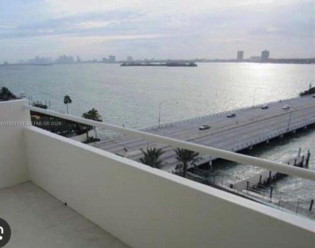7904 W Dr 904 904, North Bay Village, FL 33141, North Bay Village