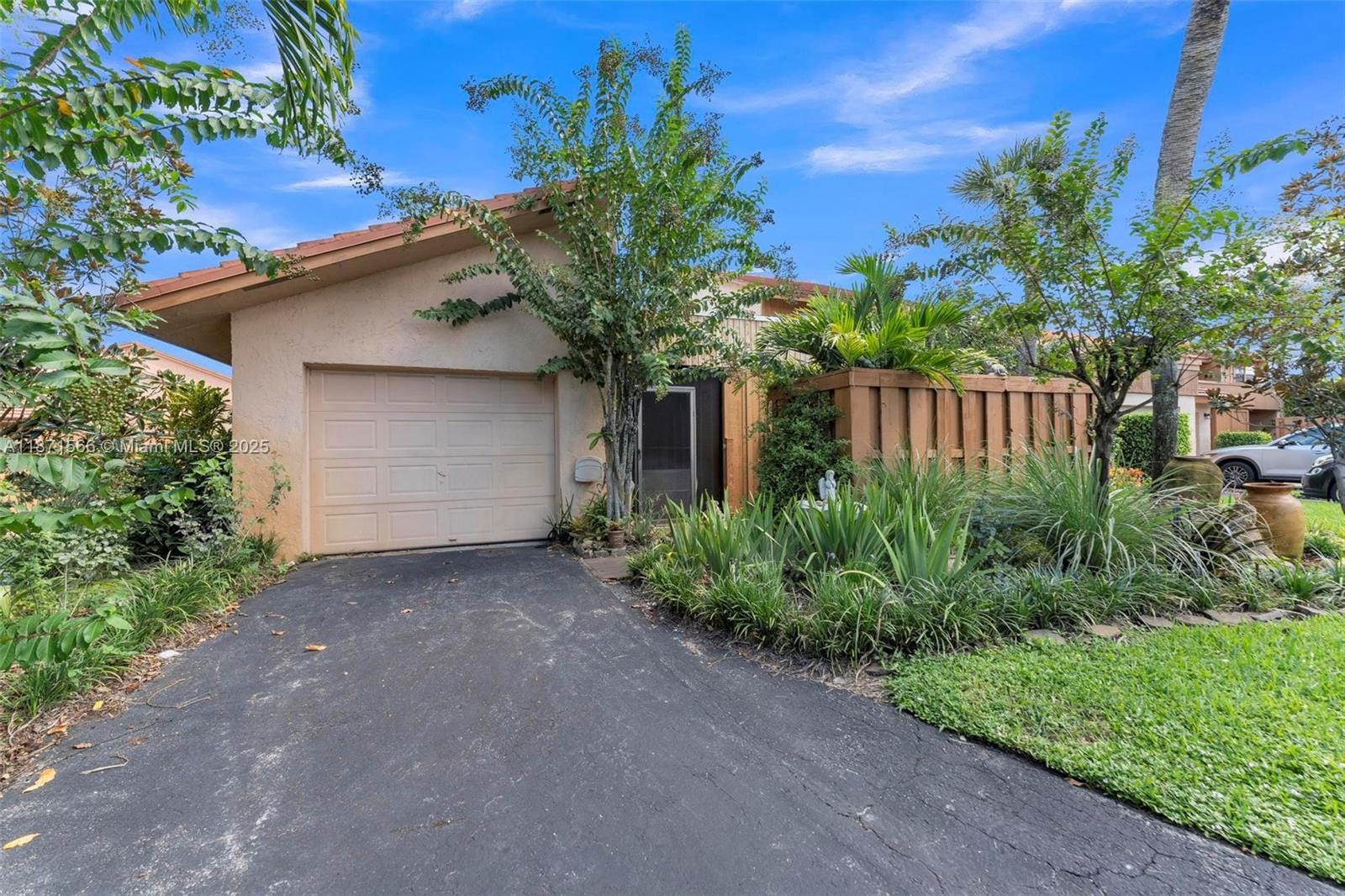 5405 Stonybrook Drive, Boynton Beach, FL 33437