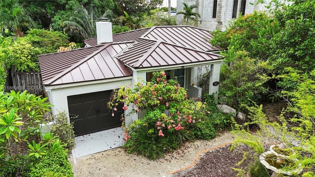 393 Minola Drive, Miami Springs, FL 33166