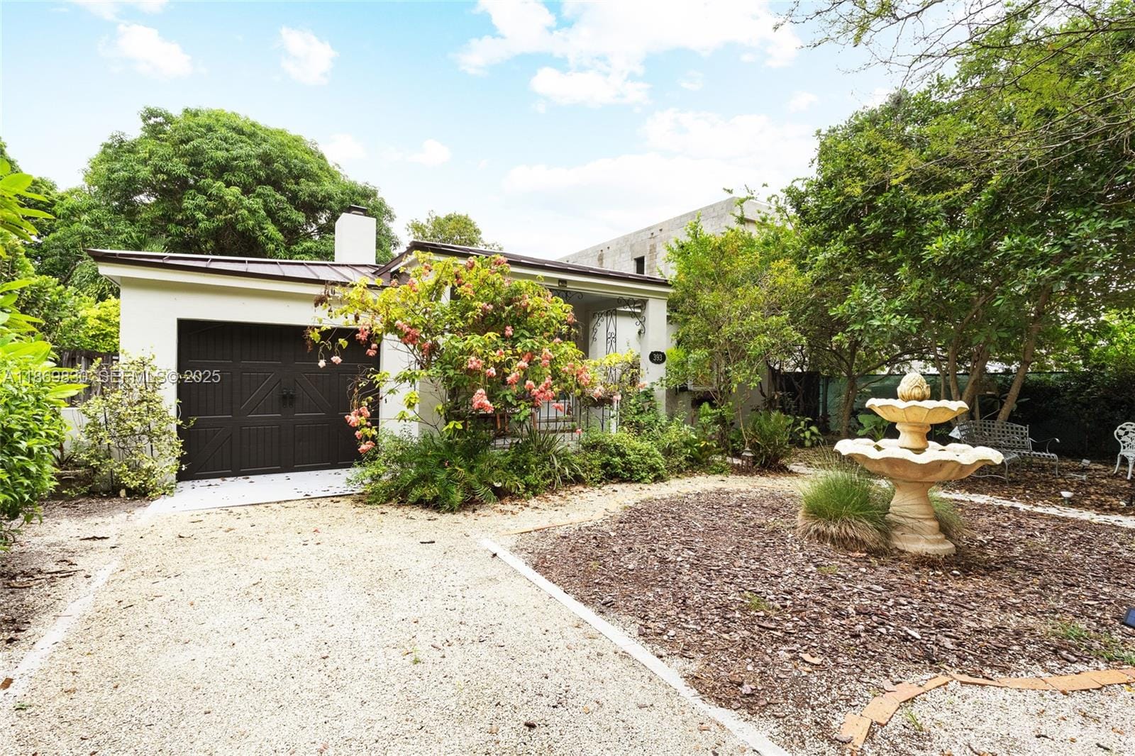 393 Minola Drive, Miami Springs, FL 33166 photo 4