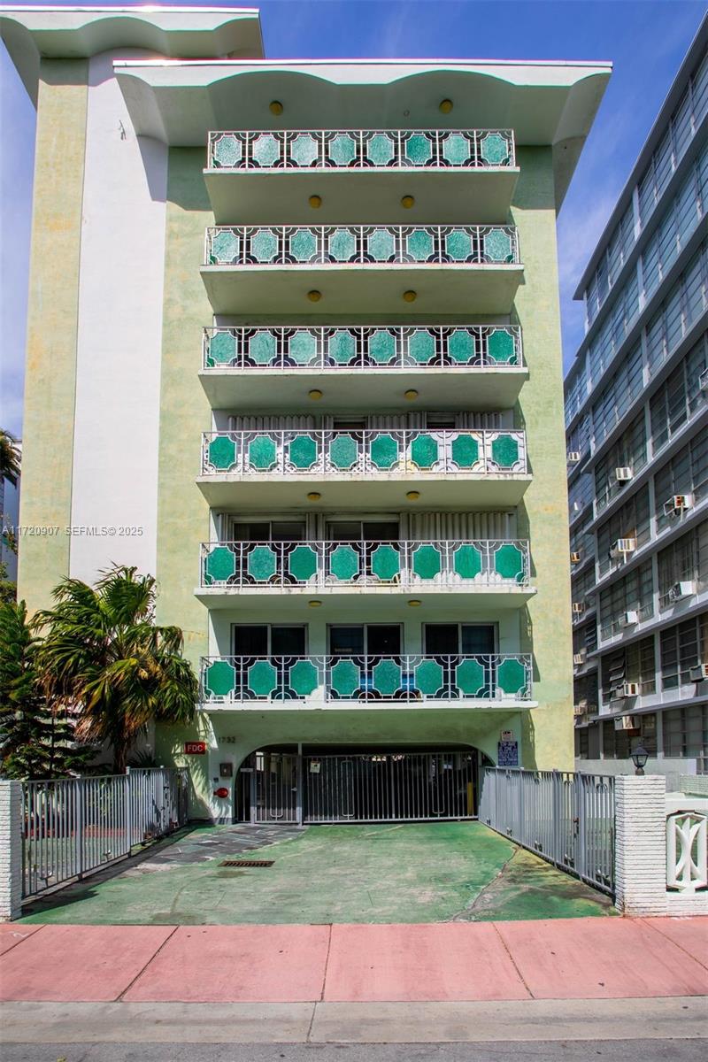 1732 Meridian Avenue 202, Miami Beach, FL 33139, Miami Beach