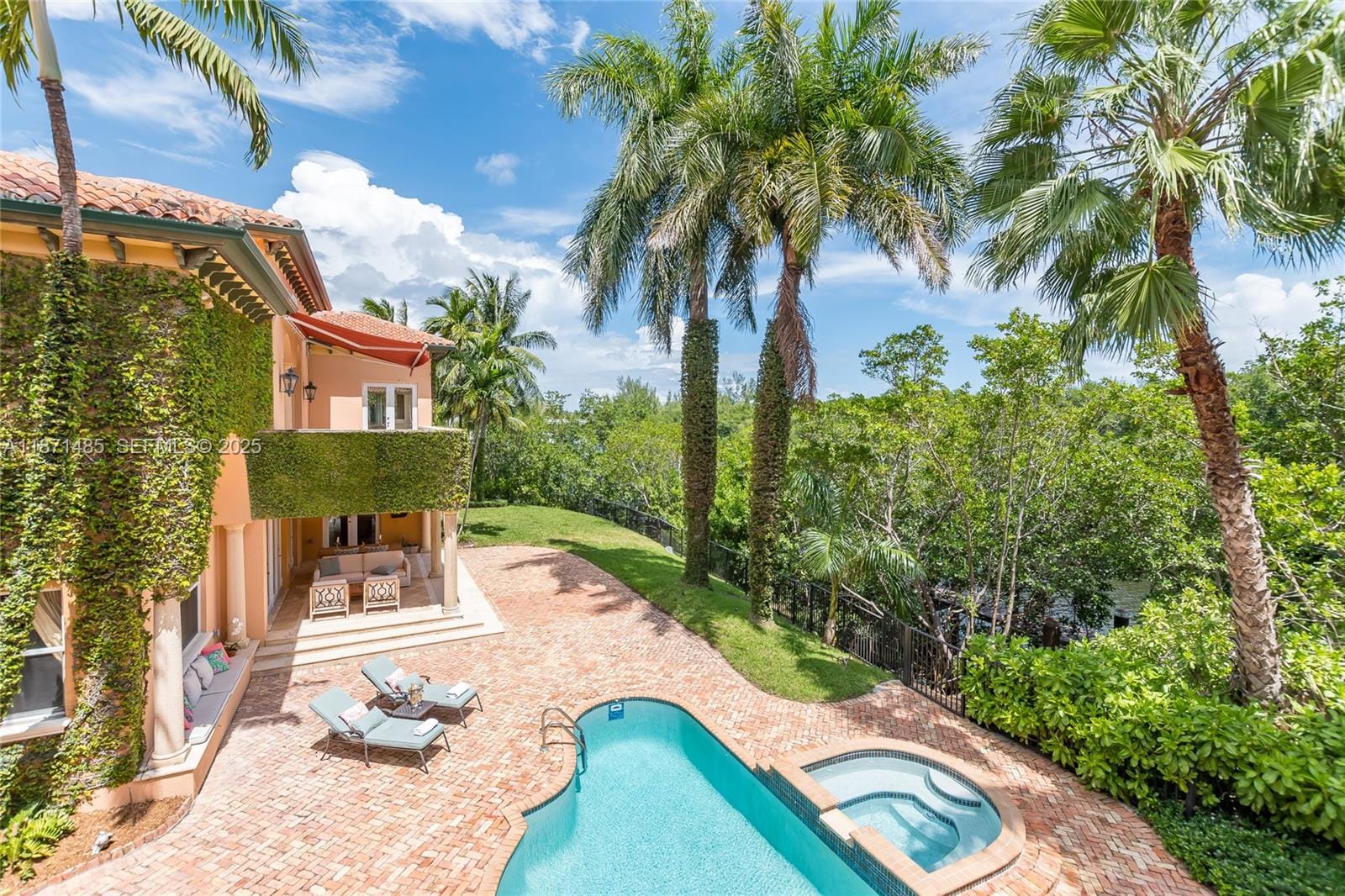 104 Paloma Drive, Coral Gables, FL 33143 photo 3