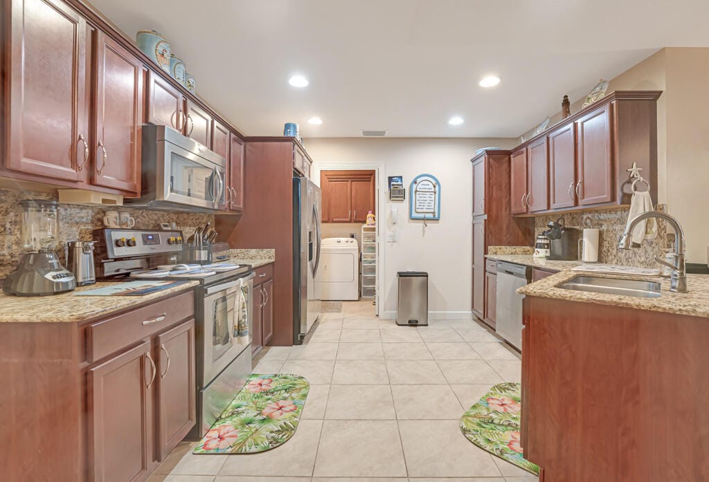 32 Oro Grande Way, Port St. Lucie, FL 34952 photo 16