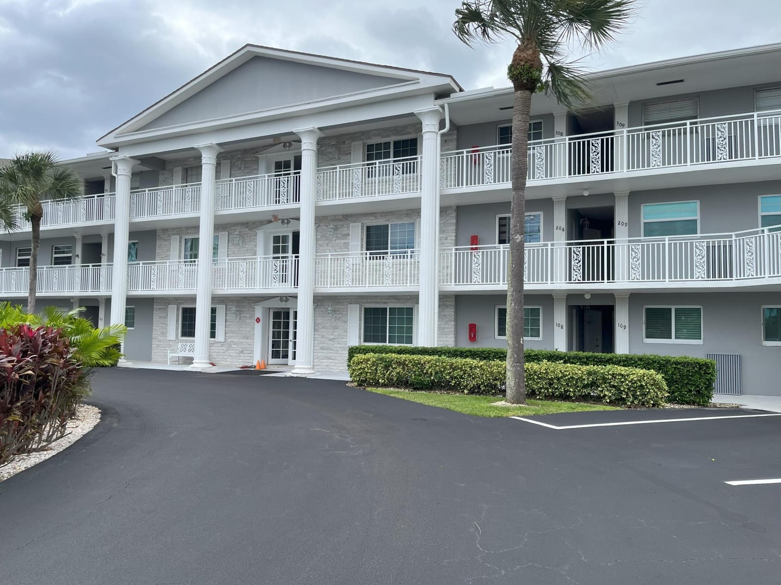 50 Celestial Way 207, Juno Beach, FL 33408 photo 5