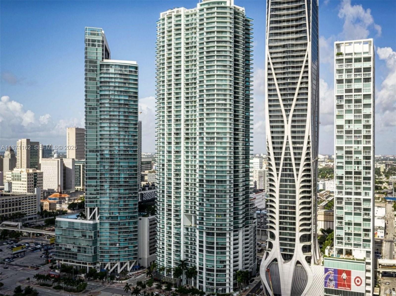 900 Biscayne Boulevard O-1403, Miami, FL 33132