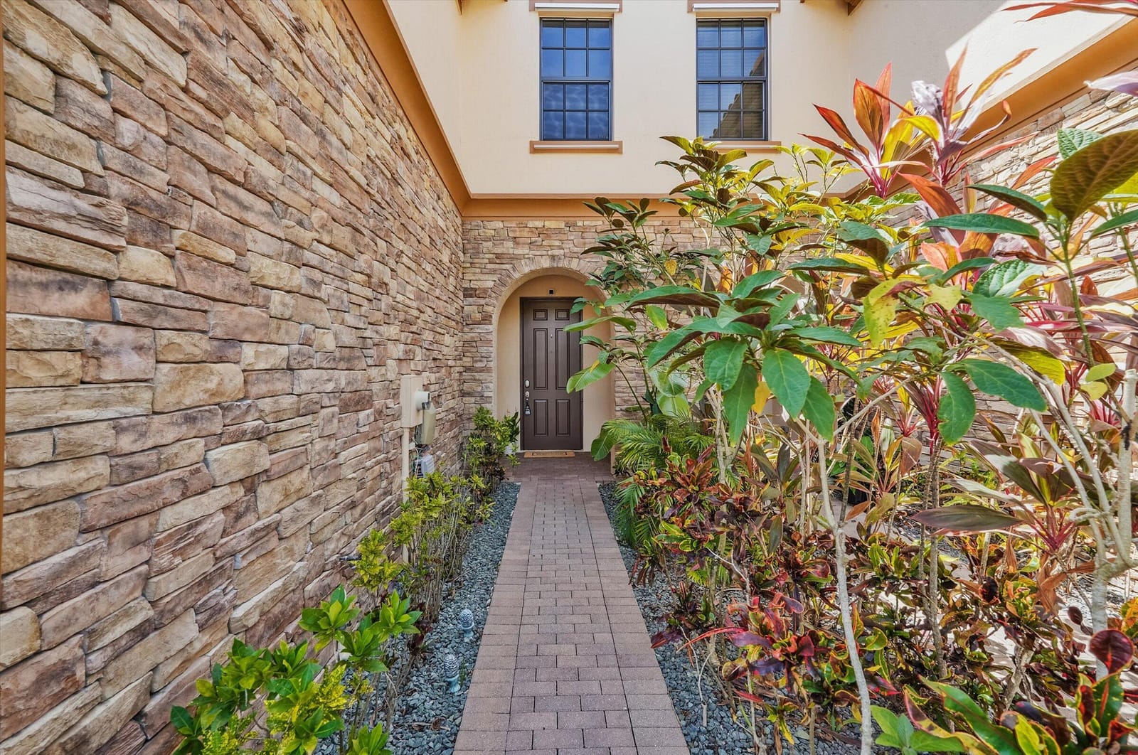 10403 Wellington Parc Drive — photo 4