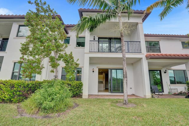 1601 SW 113th Avenue, sold in Raintree, Pembroke Pines, FL
