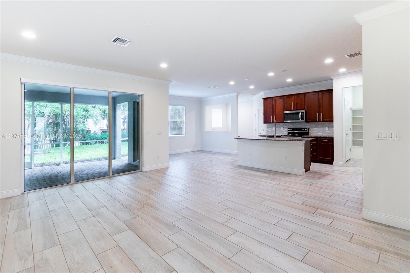 4401 Large Leaf Lane, Hollywood, FL 33021 photo 3