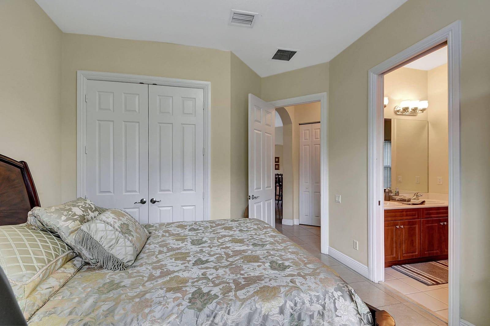 8123 Woodslanding Trail, West Palm Beach, FL 33411 photo 24