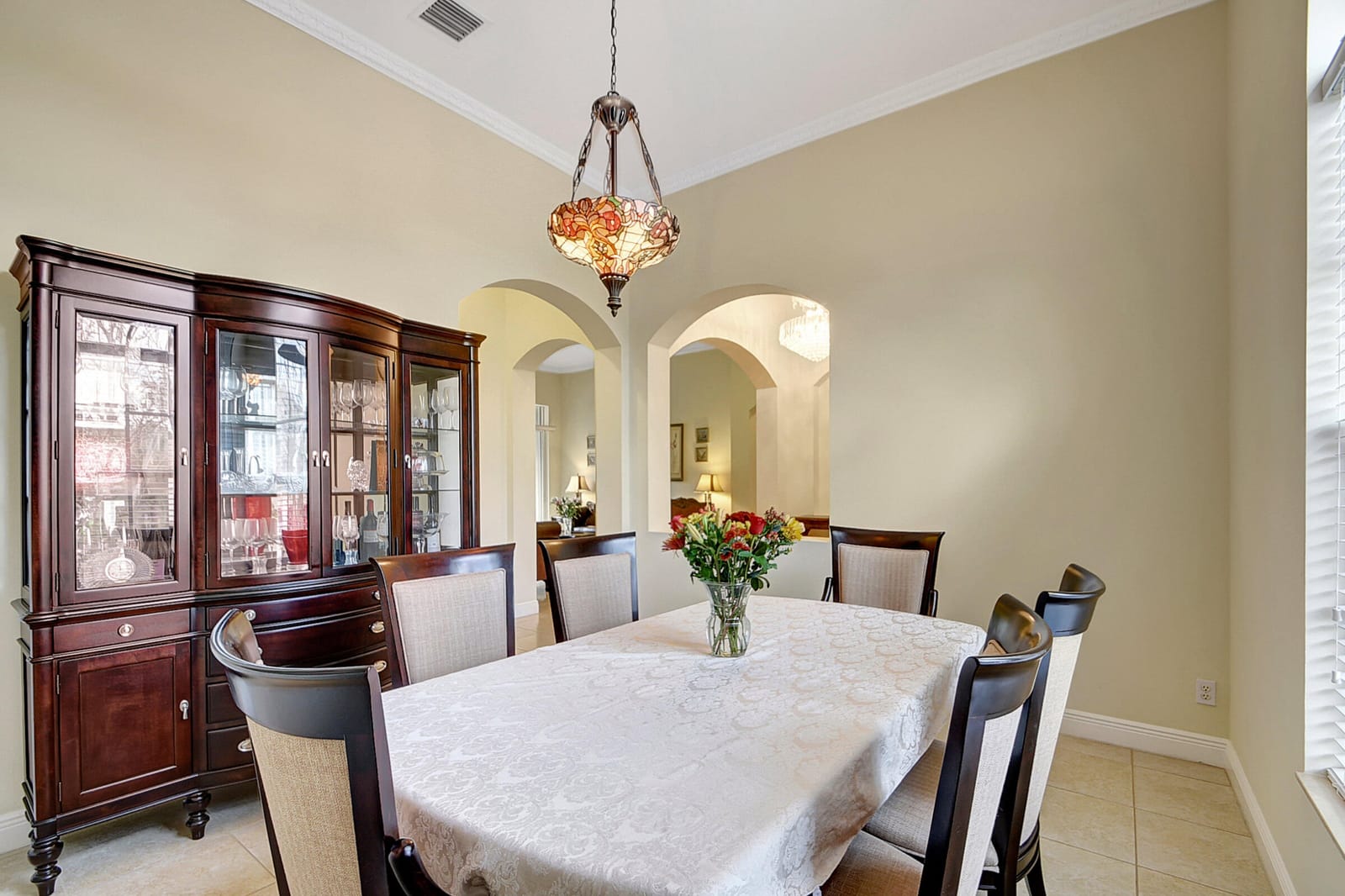 8123 Woodslanding Trail — photo 10