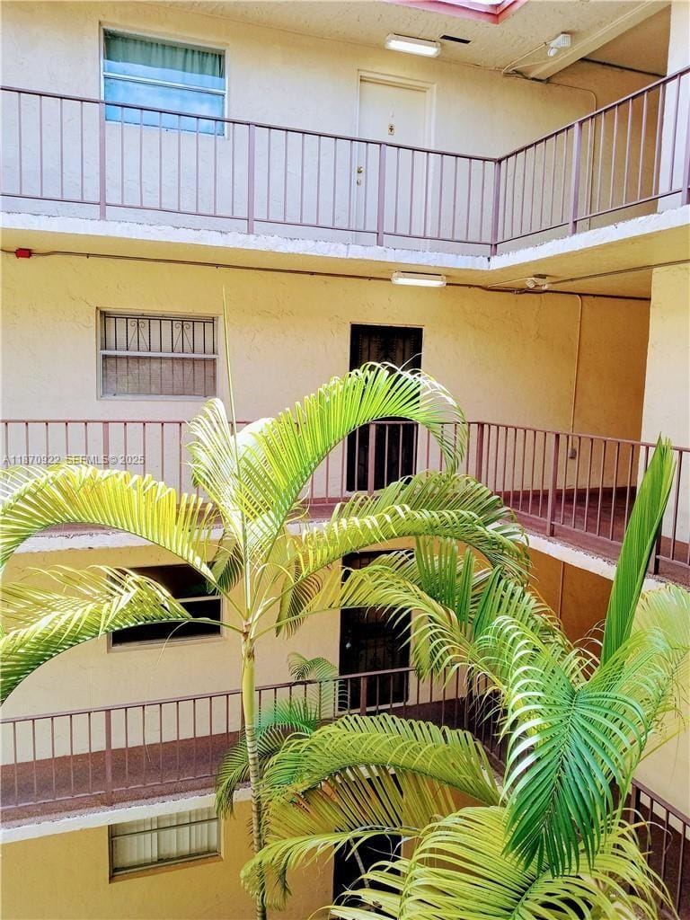 11925 NE 2nd Avenue B309, North Miami, FL 33161 photo 2