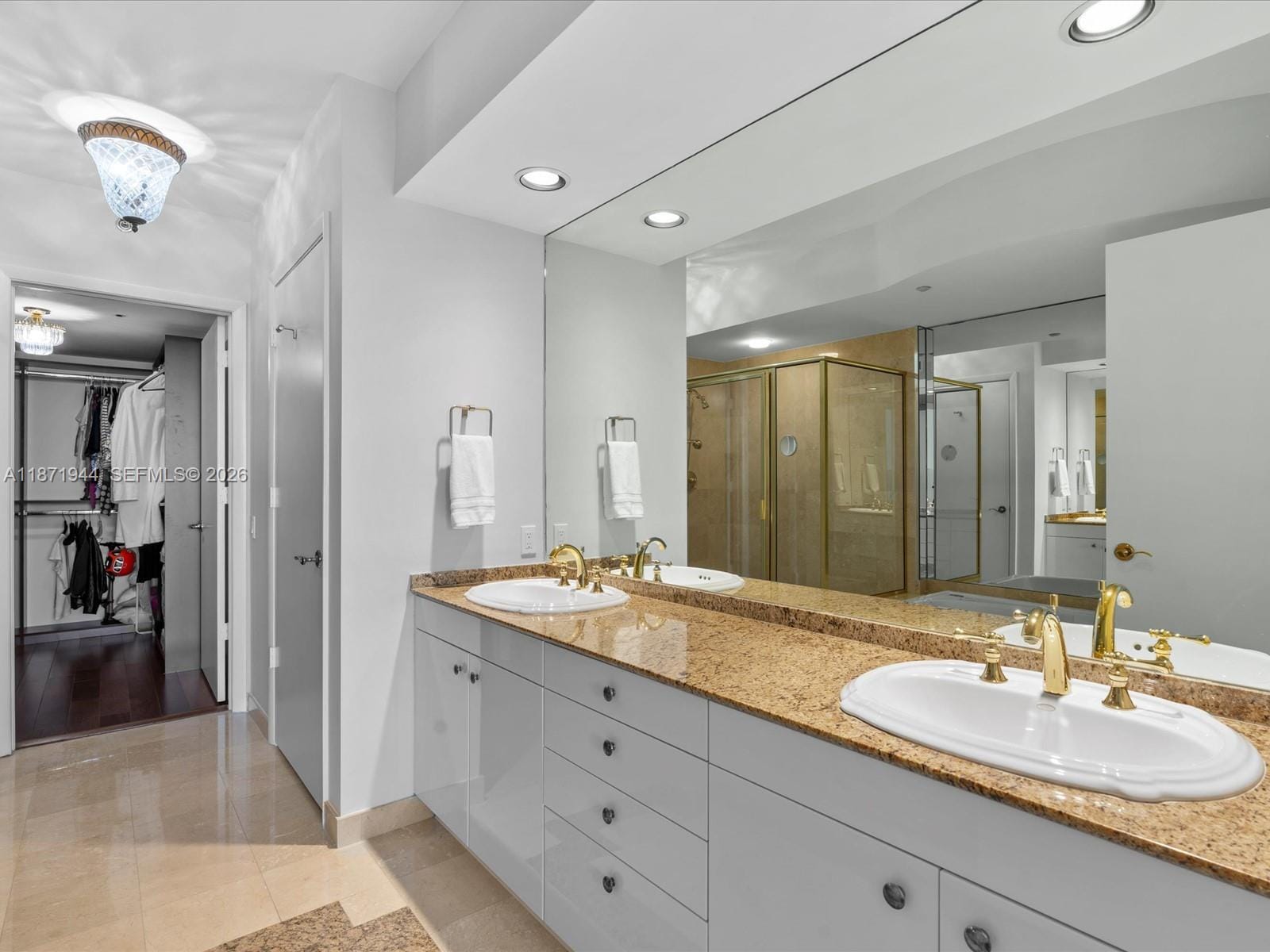 19111 Collins Avenue 1406 — photo 9
