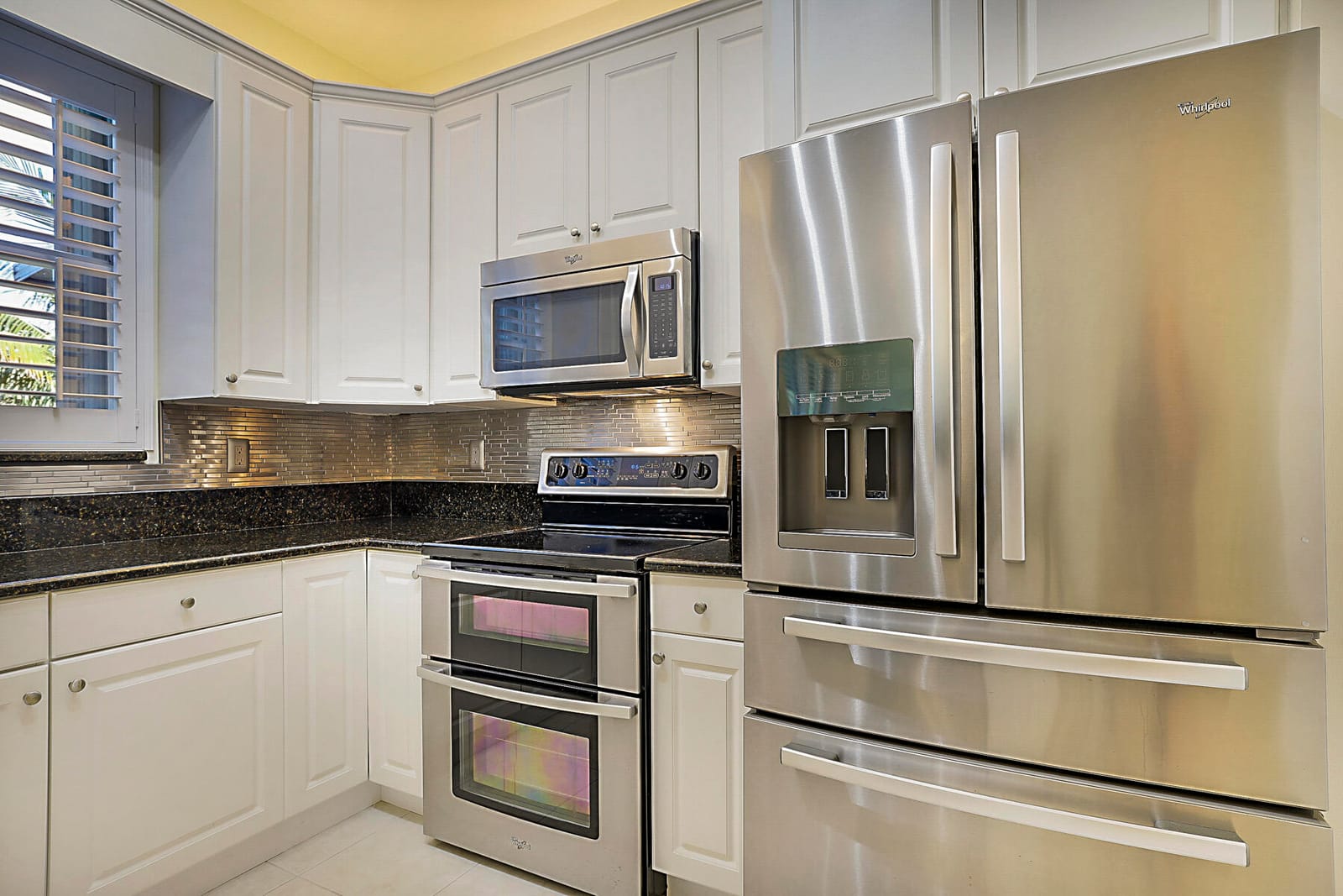 6135 Seminole Gardens Circle E, Riviera Beach, FL 33418 photo 14