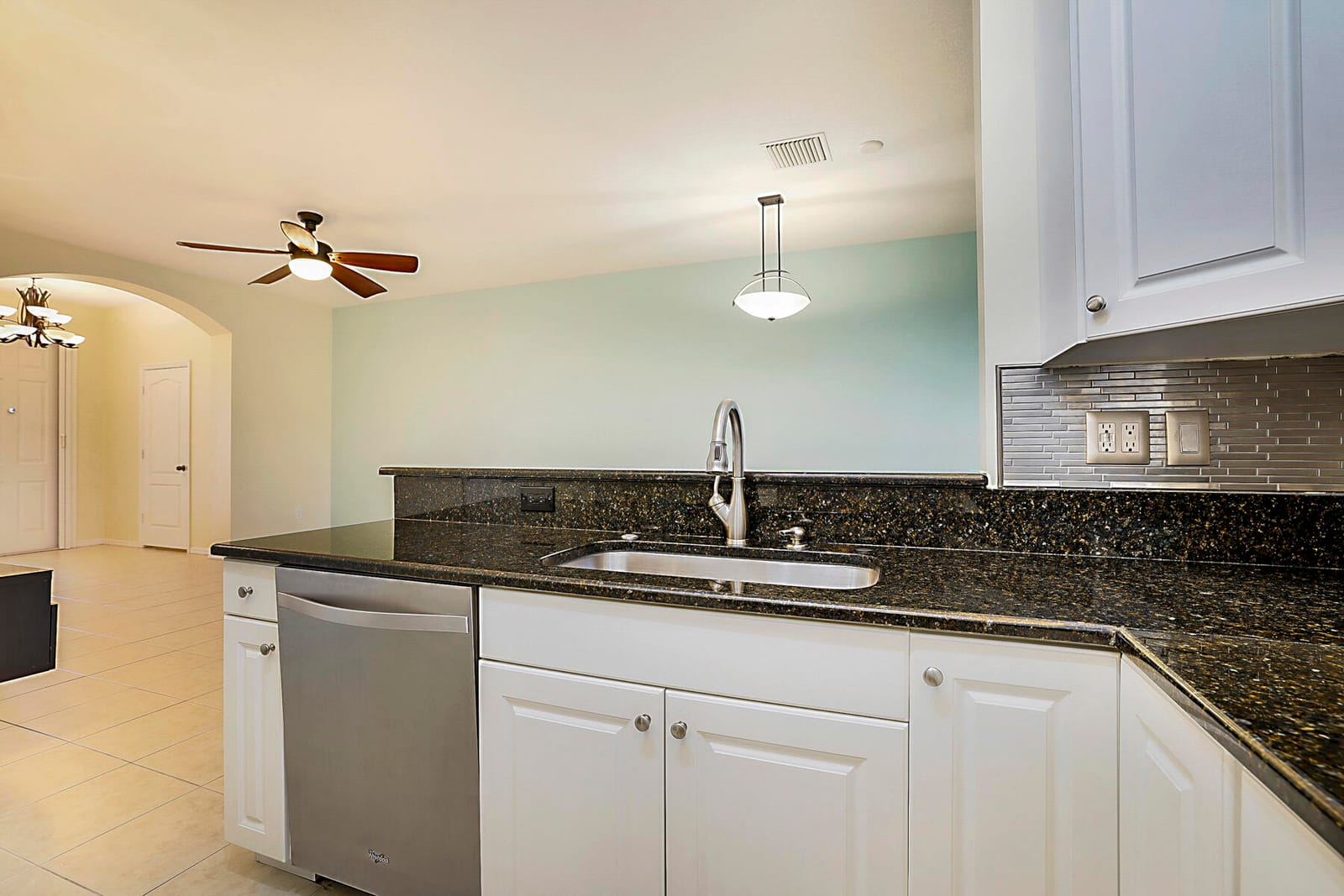 6135 Seminole Gardens Circle E, Riviera Beach, FL 33418 photo 16