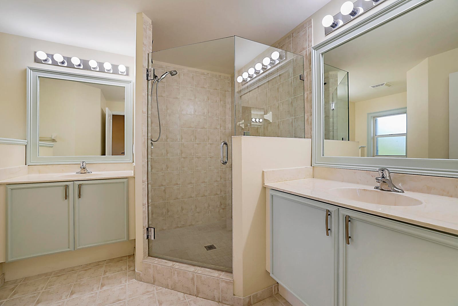 6135 Seminole Gardens Circle E, Riviera Beach, FL 33418 photo 23