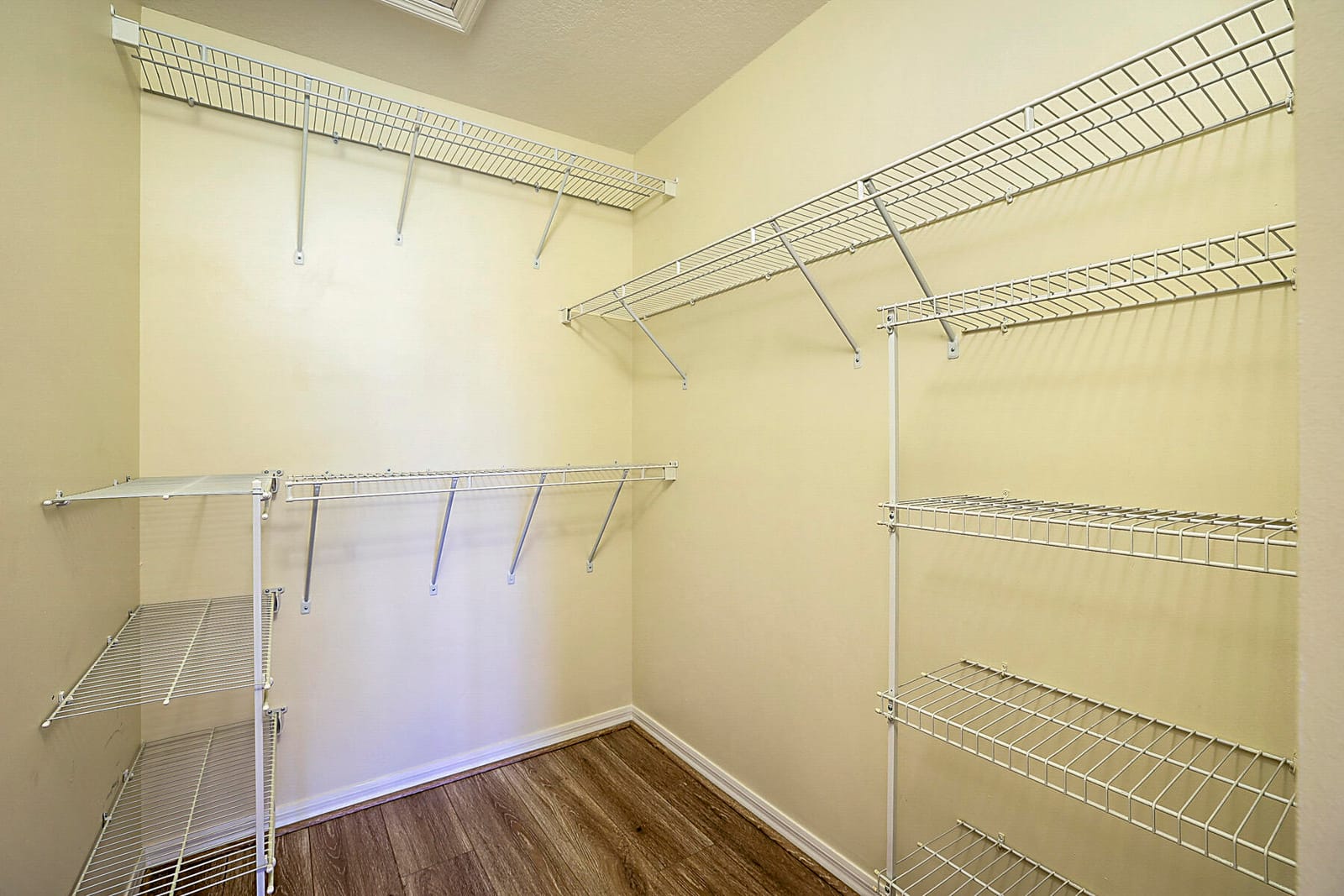6135 Seminole Gardens Circle E, Riviera Beach, FL 33418 photo 27