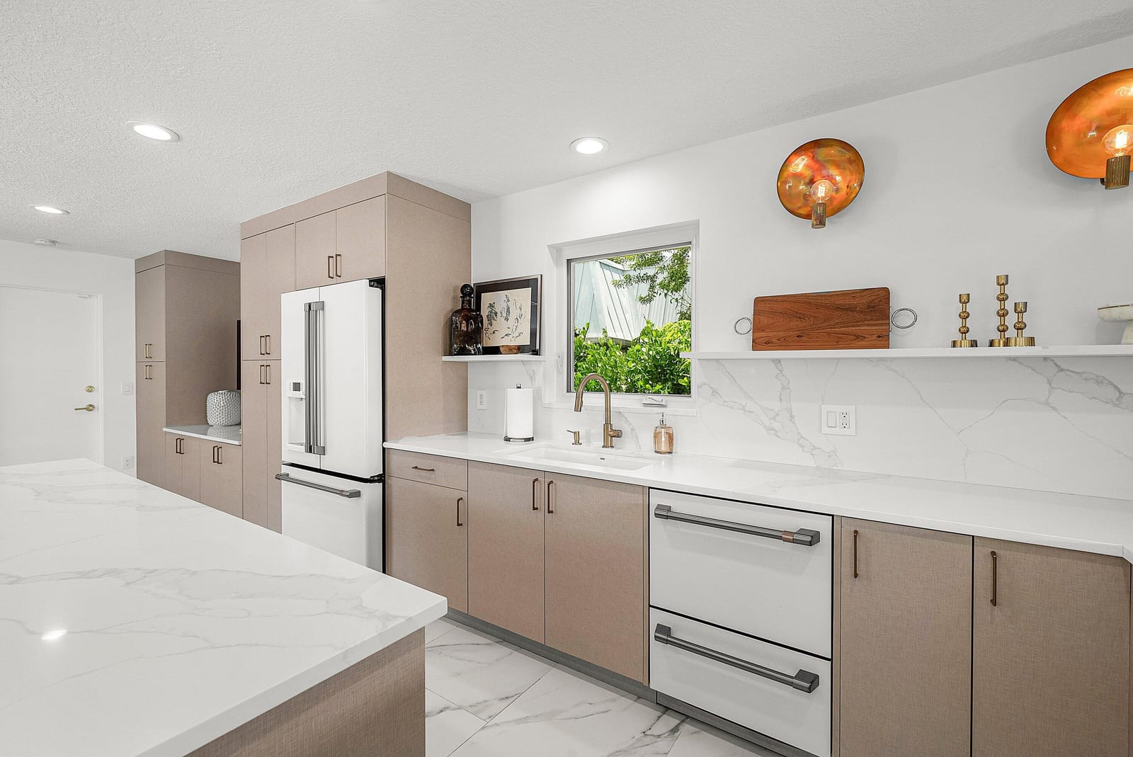 1179 S Atlantic Drive — photo 10