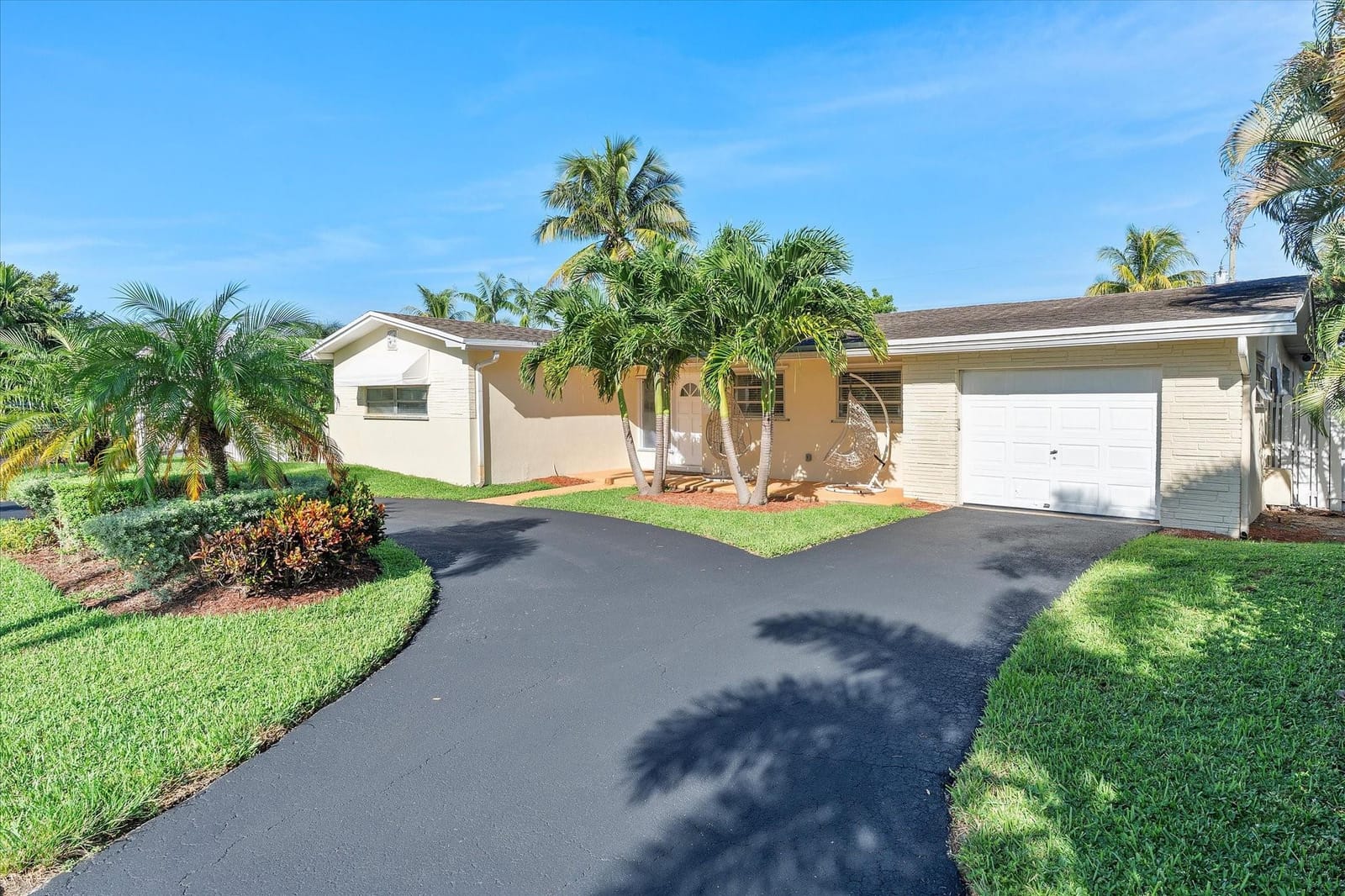 440 N Rainbow Drive, Hollywood, FL 33021 photo 5