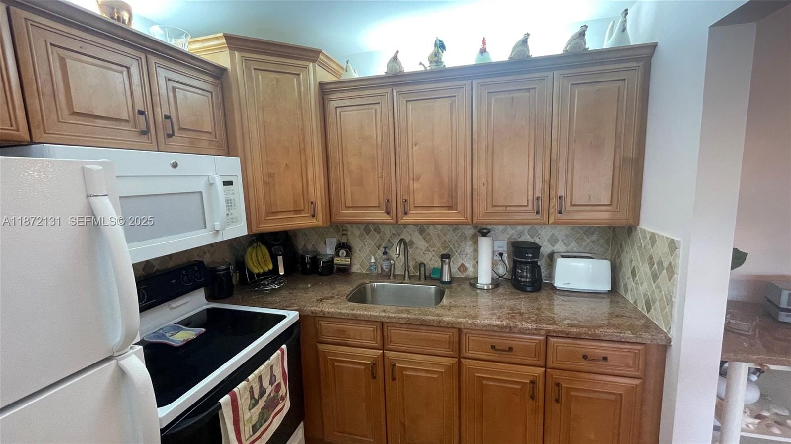 3033 Berkshire B 3033 — photo 9