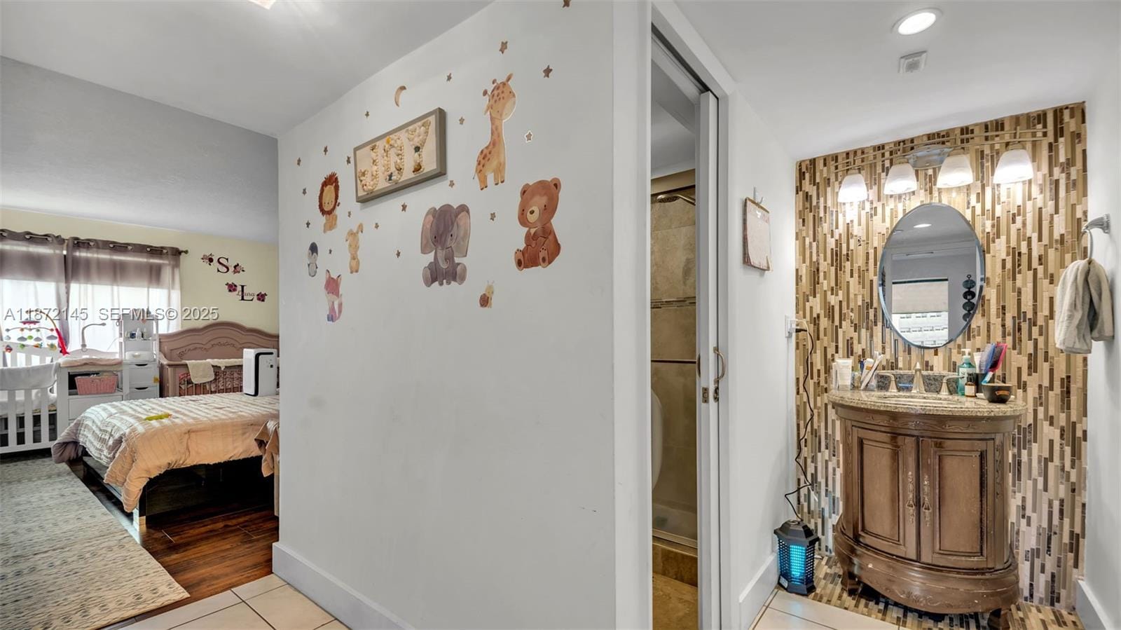 8001 Crespi Boulevard 4B — photo 12