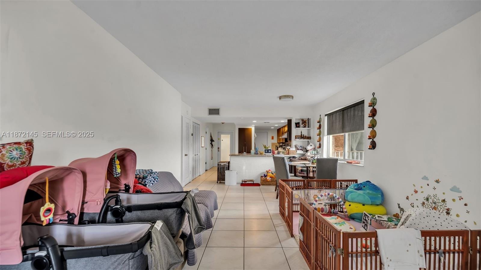 8001 Crespi Boulevard 4B — photo 5