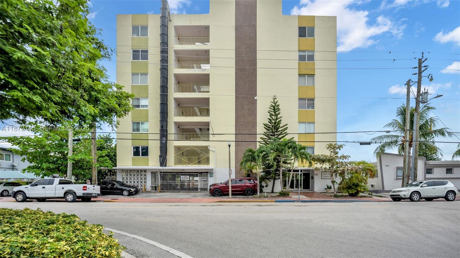 8001 Crespi Blvd 4b 4B, Miami Beach, FL 33141, Miami Beach