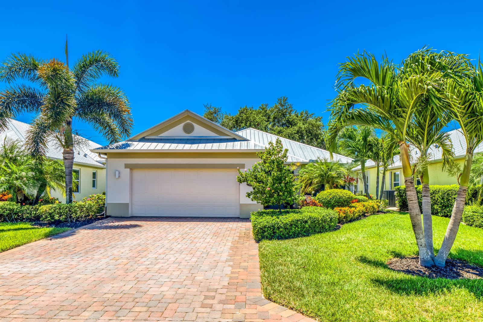 443 11th Square SW, Vero Beach, FL 32962 photo 3