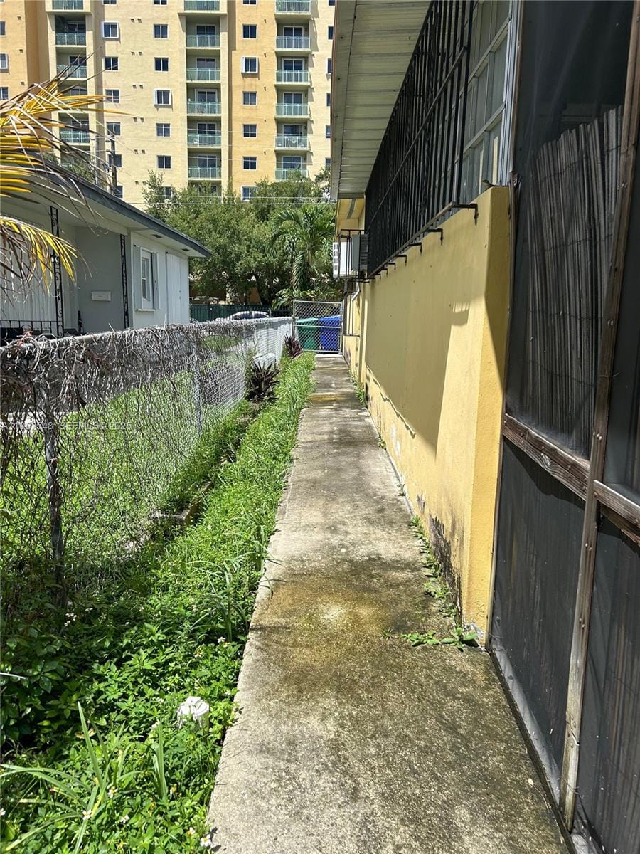 3480 SW 22nd Terrace, Miami, FL 33145 photo 13