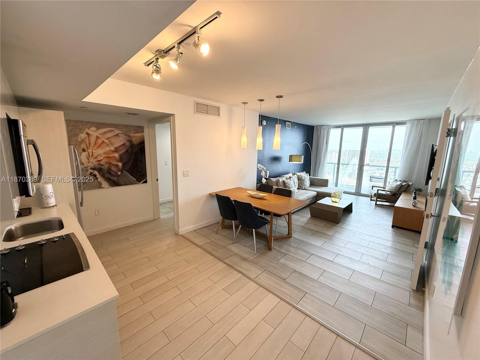 2602 E Hallandale Beach Boulevard R2510 — photo 3