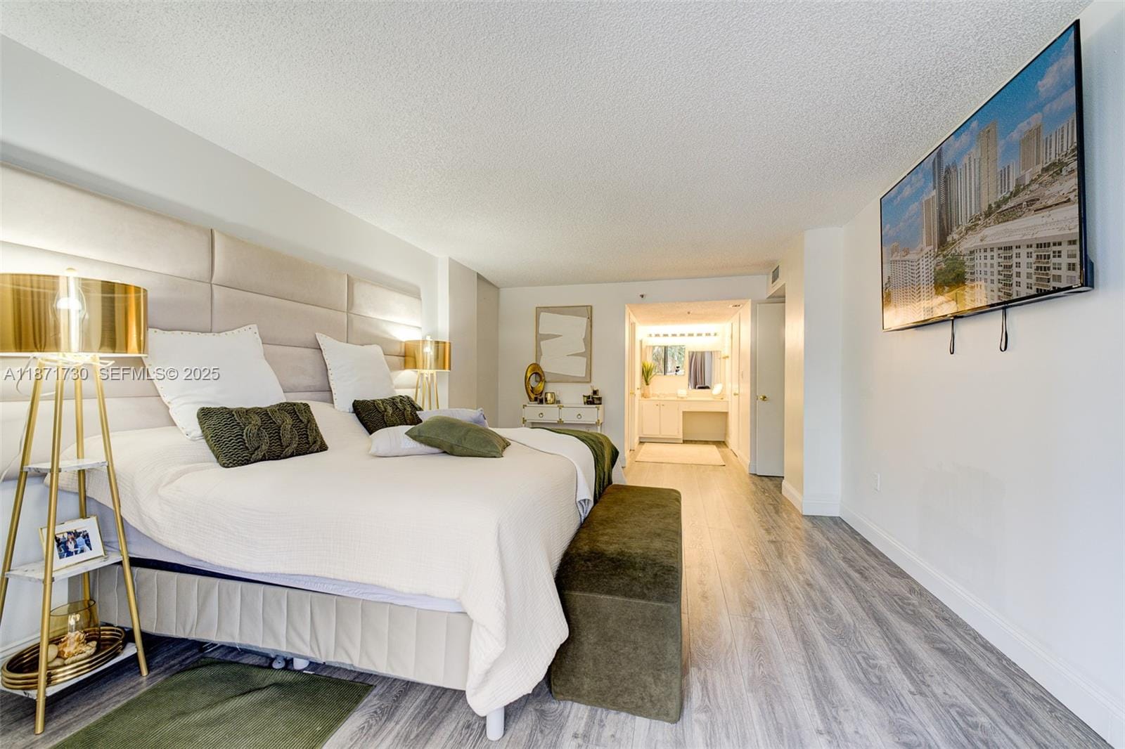 210 174th Street 312, Sunny Isles Beach, FL 33160 photo 16