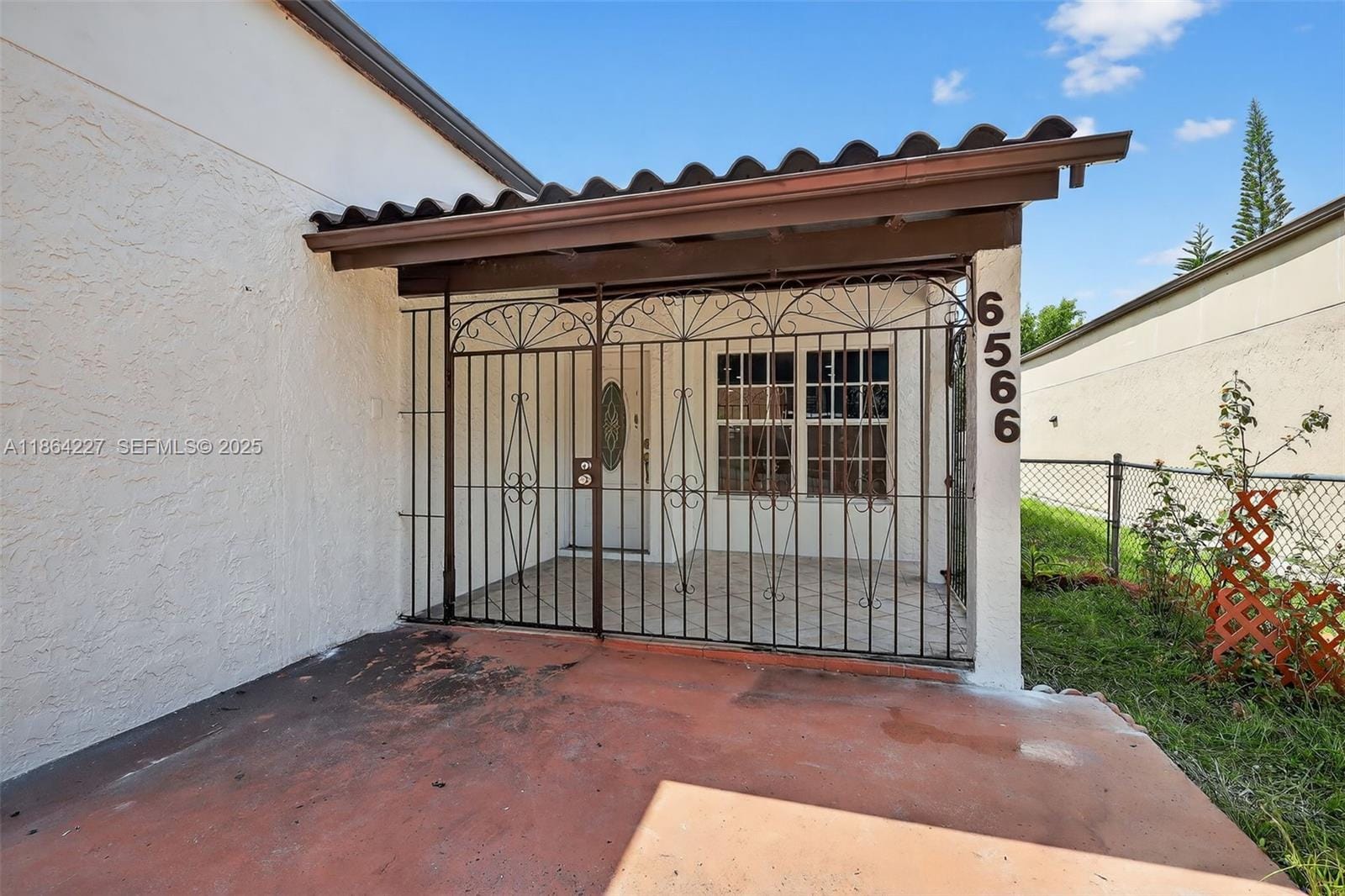 6566 W 2nd Court, Hialeah, FL 33012 photo 22