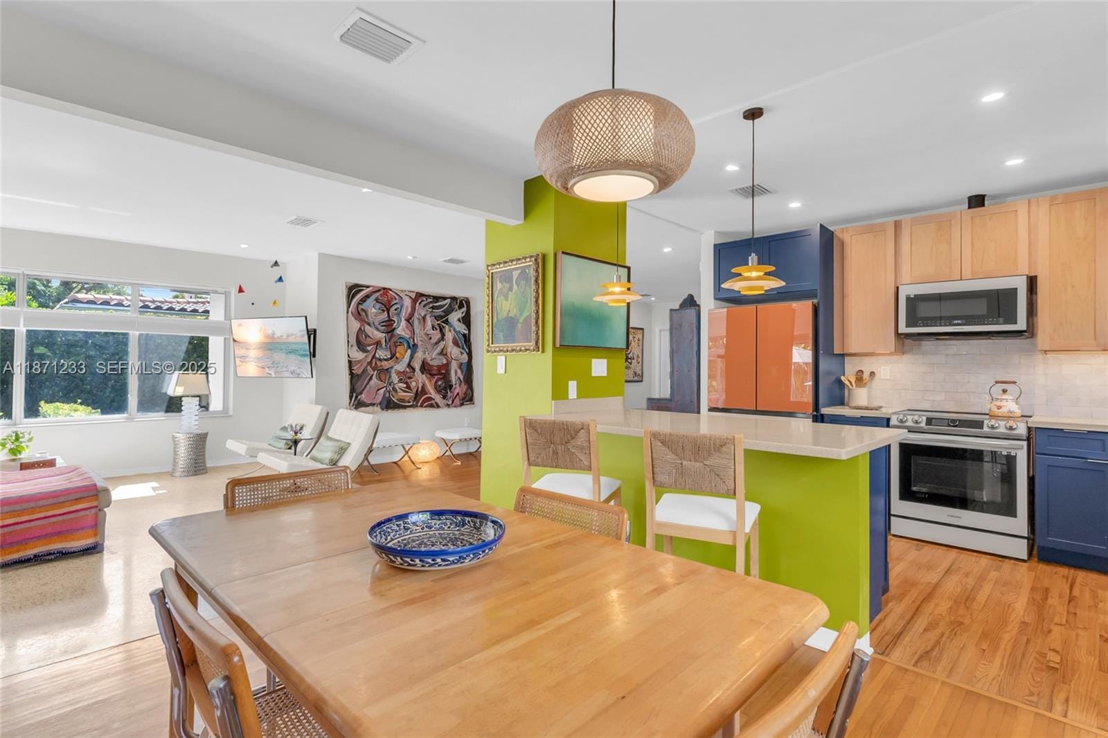 415 Velarde Avenue — photo 7