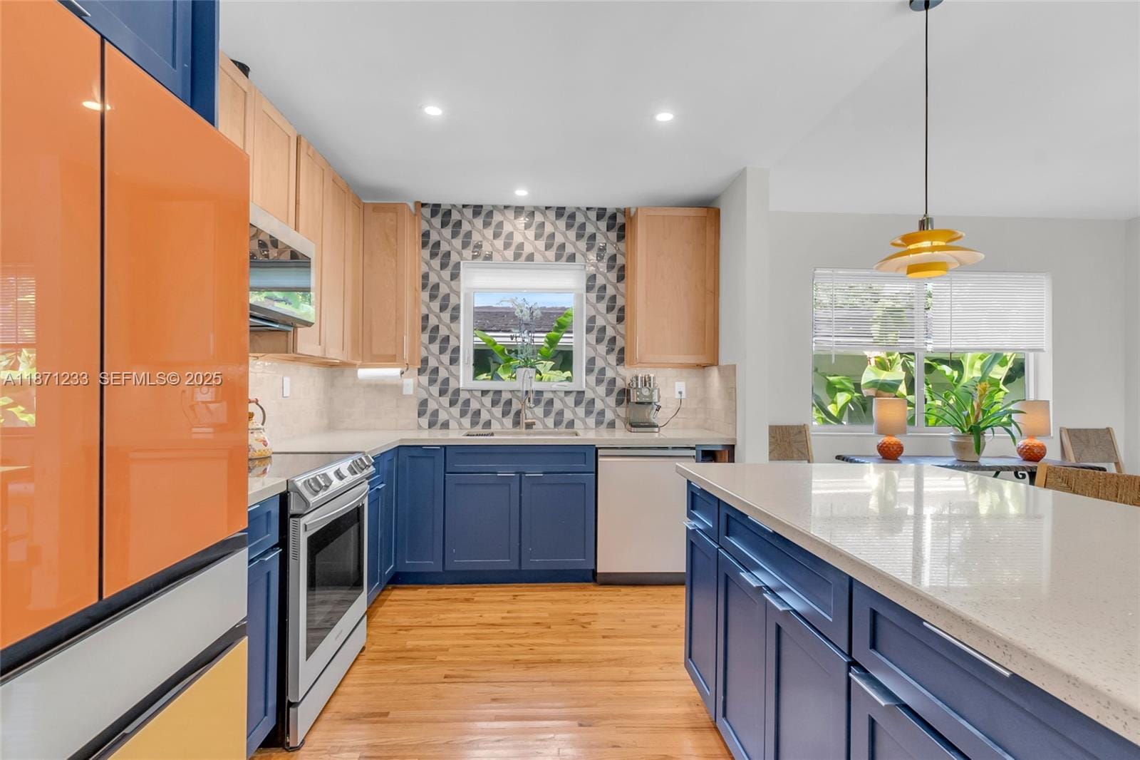 415 Velarde Avenue — photo 10