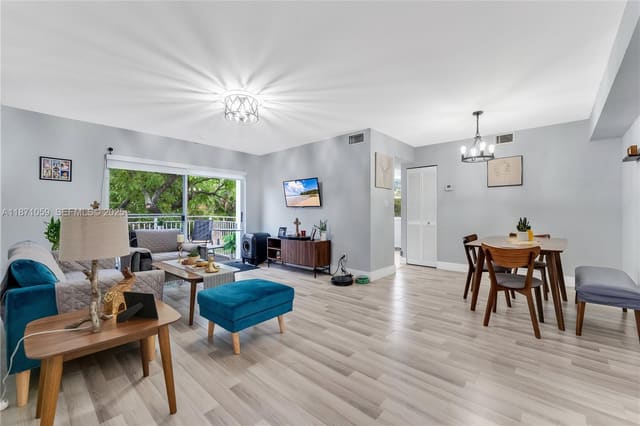 1200 SW 113th Terrace 203, sold in Club Quarters At Raintree, Pembroke Pines, FL