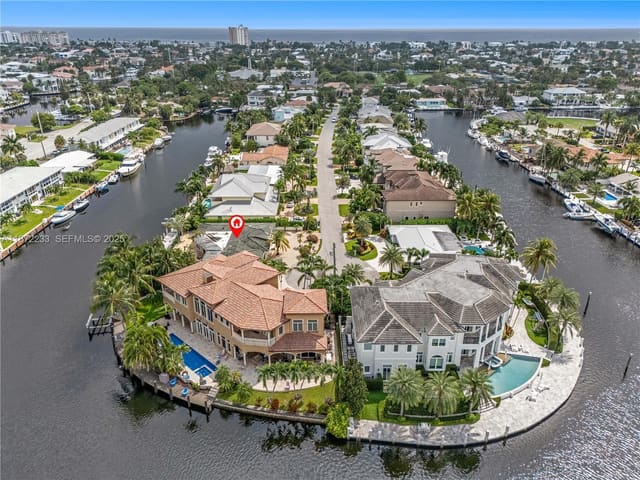 2321 NE 35th Street, Lighthouse Point, FL 33064