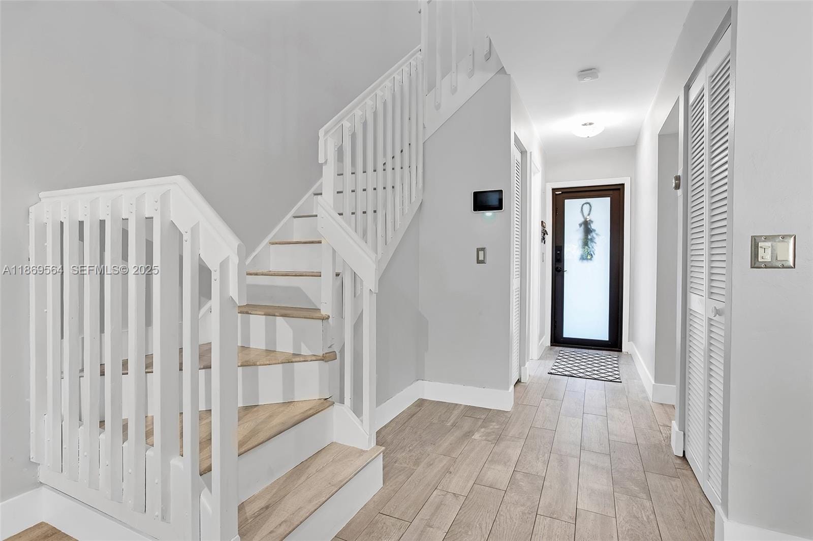 469 SE 14th Street — photo 12