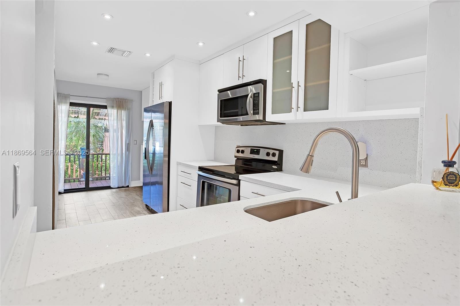 469 SE 14th Street, Dania Beach, FL 33004 photo 16