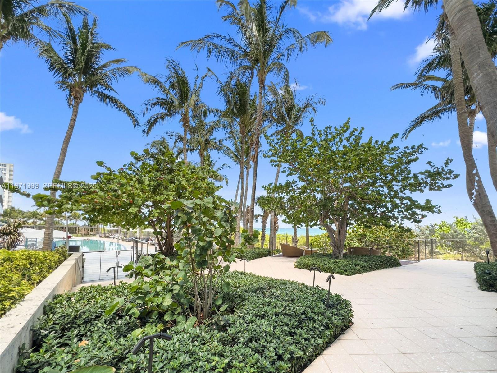 6801 Collins Avenue 418 (deed 407), Miami Beach, FL 33141 photo 27