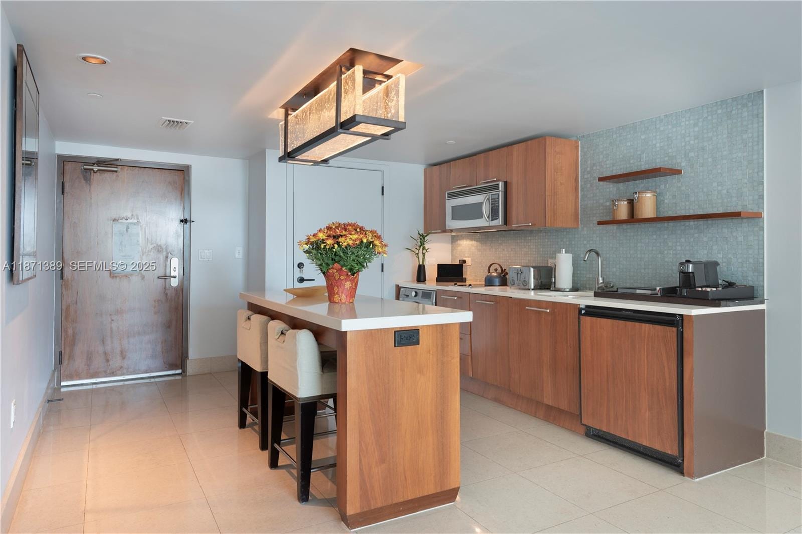 6801 Collins Avenue 418 (deed 407) — photo 8