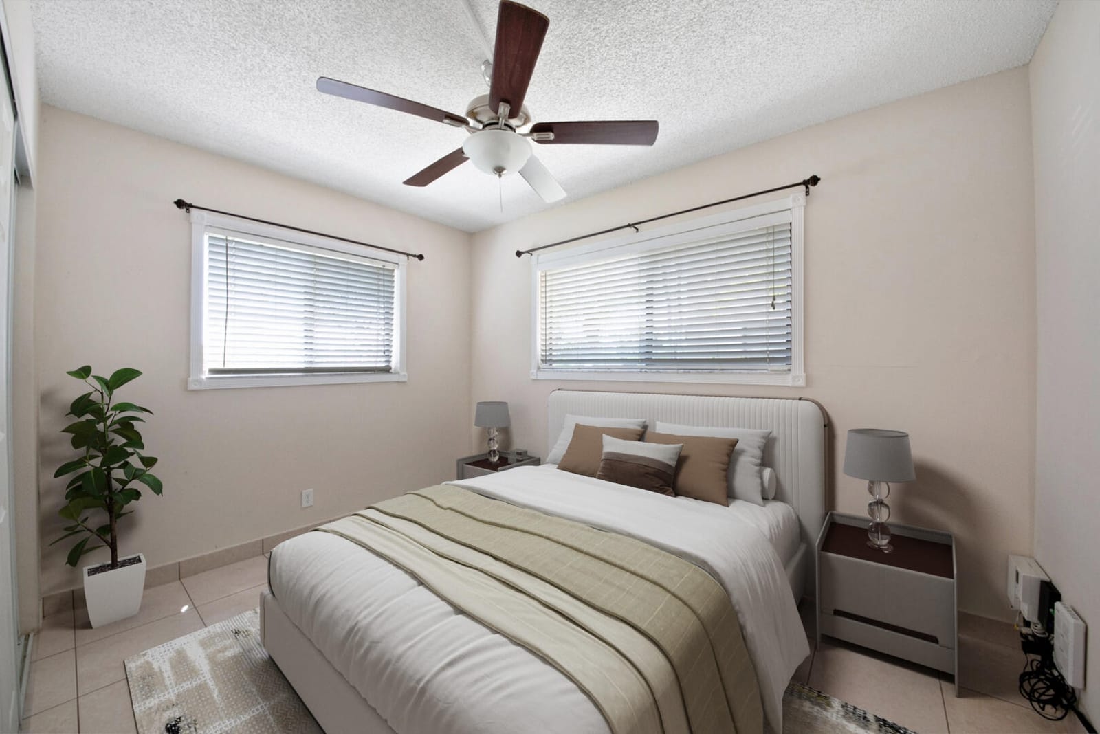 5310 Las Verdes Circle 118, Delray Beach, FL 33484 photo 10