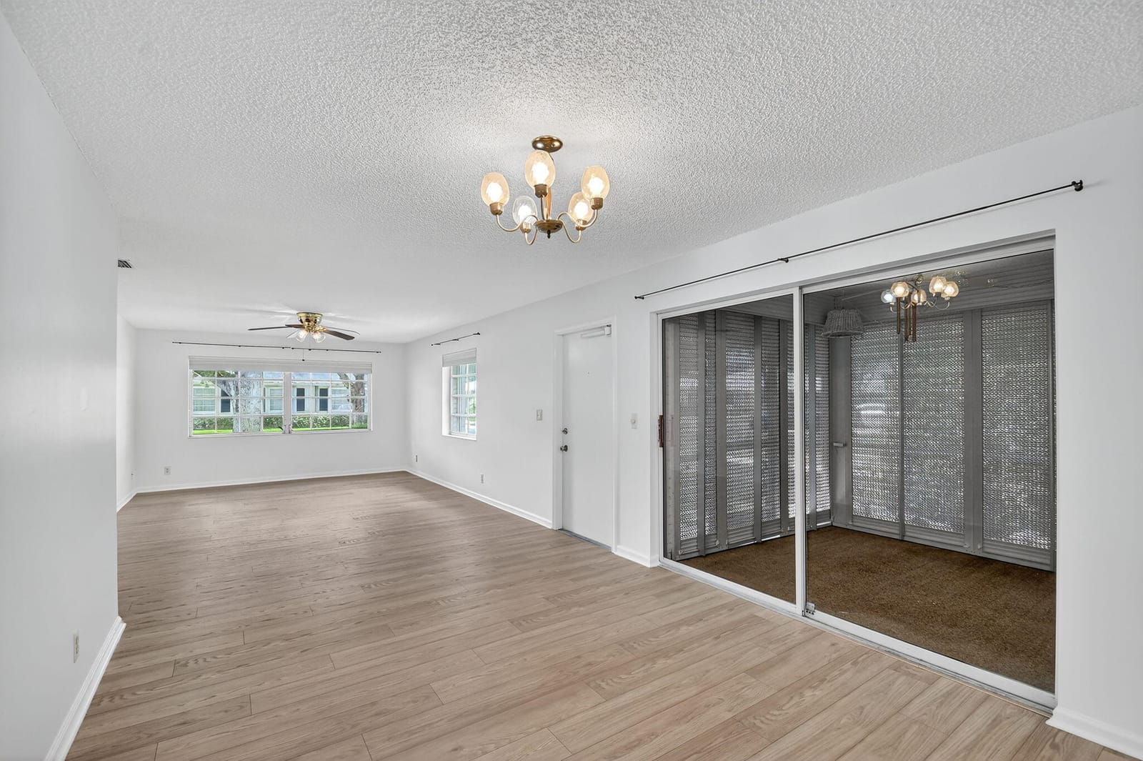 10138 S 45th Terrace, Boynton Beach, FL 33436 photo 2